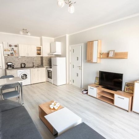 Lovely 1Bed Apartment For 4 Guests & Free Parking Plovdiv Luaran gambar