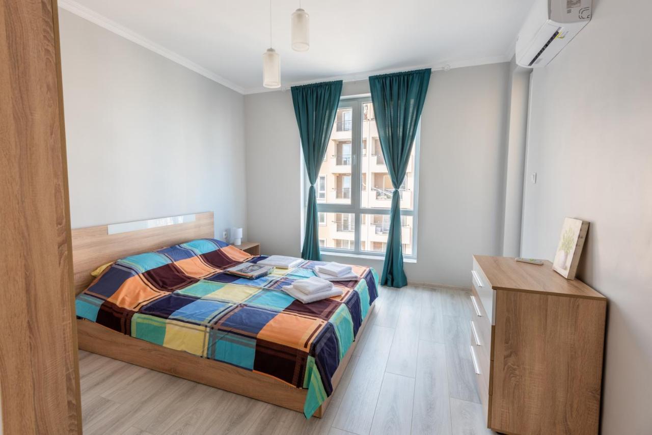 Lovely 1Bed Apartment For 4 Guests & Free Parking Plovdiv Luaran gambar
